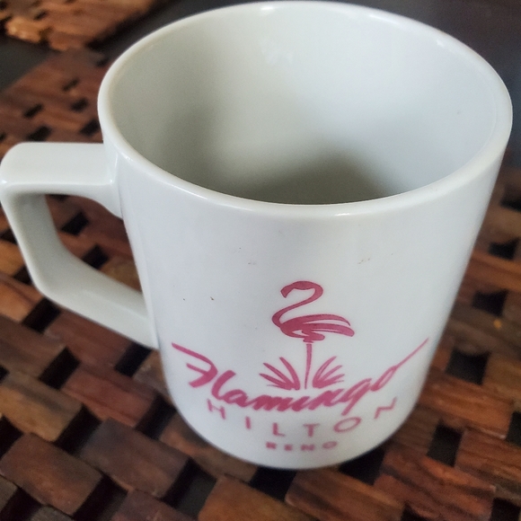 Hilton Flamingo Reno White Pink Mug Vintage Retro Style - Picture 3 of 8